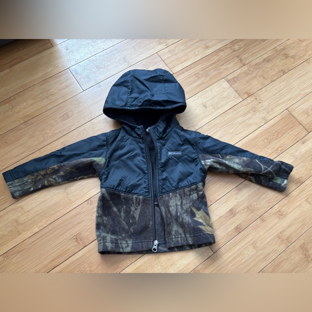 Columbia fleece jacket. Camo print fleece. Sz 18-24 months. Used by 1 baby.